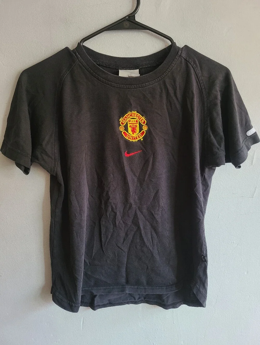 vintage Y2K youth medium Nike black tee t-shirt Manchester United swoosh dri-fit
